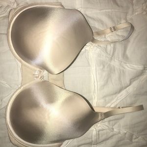 Nude Bra size 38D aerie